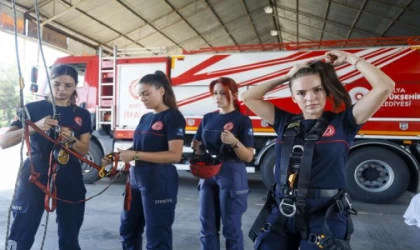 İtfaiyenin ’kadın gücü’, gittikleri görevlerde erkek sanılıyor