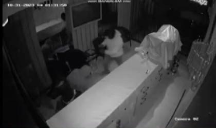 İzmirde kuyumcudan 3 milyon değerinde soygun yapan 4 hırsız kıskıvrak yakalandı