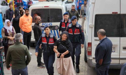 Jandarma uyuşturucu satıcılarına göz açtırmıyor