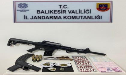 Jandarmadan Balıkesirde uyuşturucu operasyonu