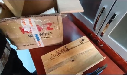 Kaçak telefonları rahlenin içerisinde kaçırmaya çalışan kişi yakalandı