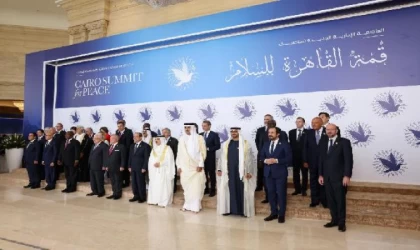 Kahire Barış Zirvesi başladı