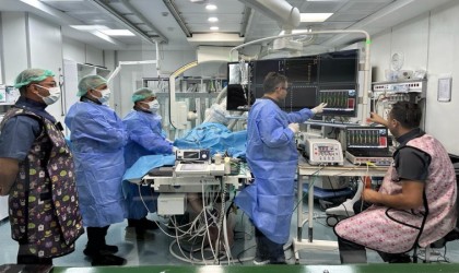 Kalbinde aritmisi olan çocuklar ablasyon yöntemiyle şifa buluyor