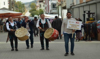 Kastamonuda Cumhuriyet coşkusu davul zurna ile kutlandı