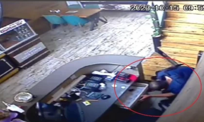 Kebapçıya giren hırsız para bulamadı, tezgahtaki cep telefonunu çaldı