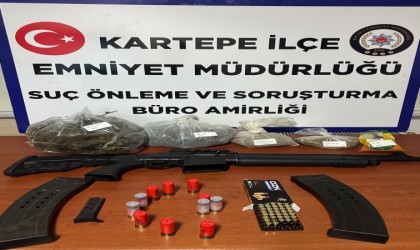 Kocaelide şüphelinin evine yapılan baskında uyuşturucu ele geçirildi
