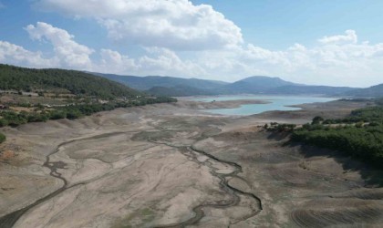 Kozan Barajında su seviyesi yüzde 16.4e düştü