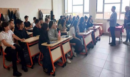 Kütahyada Lise öğrencileri dolandırıcılık konusunda bilgilendirildi