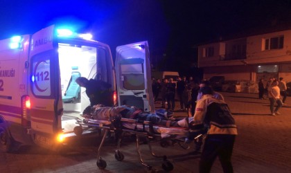 Motosiklet ile elektrikli bisiklet çarpıştı: 3 yaralı