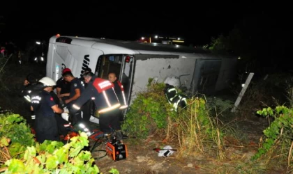 Otobüs kazasında 15 yaralıdan 13’ü taburcu; hamile kadın ile eşi tedavi altında