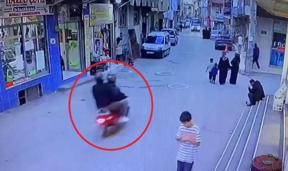 (Özel) Berberdeki husumetlisini vurmak istedi, çocuklara rağmen kurşun yağdırdı