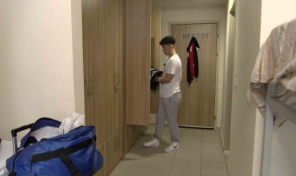 (Özel) Depremzedelere yuva olan yurtlara öğrenciler yerleşmeye başladı