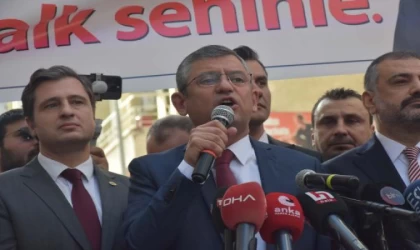Özgür Özel: İzmir’deki üyeler yürü derse önce partide sonra Türkiye’de iktidara yürüyeceğiz