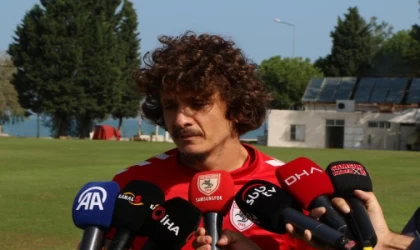 Samsunspor Kaptanı Osman Çelik: Biz de eve gittiğimizde rahat uyuyamıyoruz