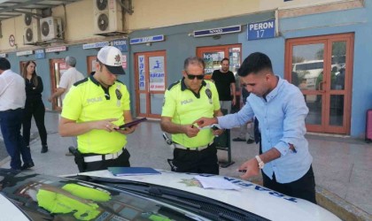 Şehirlerarası otobüslerde sivil trafik denetimi yapılıyor