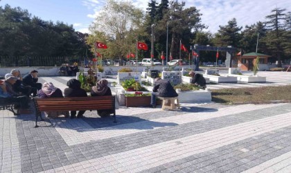 Şehit piyade uzman onbaşı kabri başında anıldı