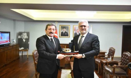 Tamer Karadağlı ve Selim Terziden Samsun Valisi Tavlıya ziyaret