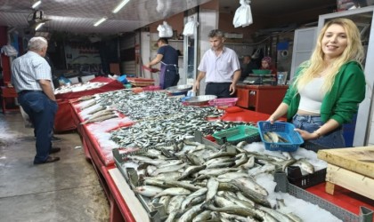 Tavşanlı balık pazarında hareketlilik