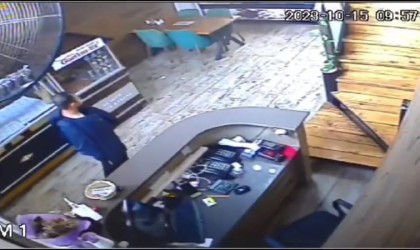 Telefon hırsızı kamerada