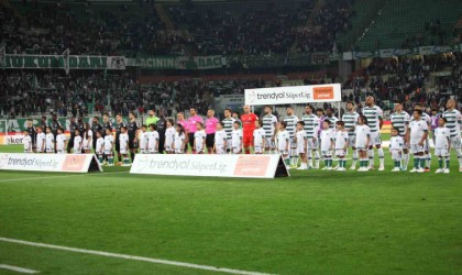 Trendyol Süper Lig: Konyaspor: 0 - Beşiktaş: 0 (Maç devam ediyor)