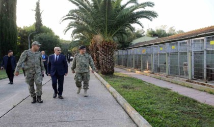 Vali Demirtaş askeri harayı ziyaret etti