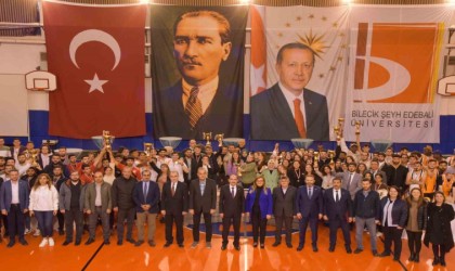 100. Yıl Spor Oyunlarının ödülleri sahiplerini buldu