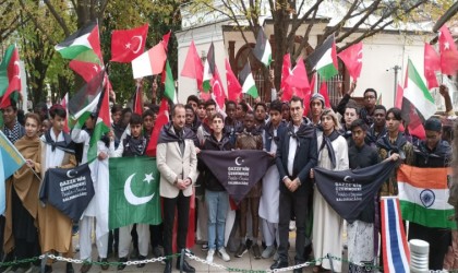 89 milletten çocuk Gazze için buluştu...Ten renkleri farklı, acıları ve tepkileri aynı