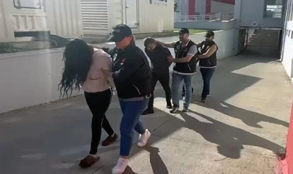 Adana’da ’torbacı’ operasyonunda 2 tutuklama