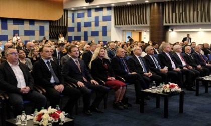 Akıllı KOBİ İzmir Dijital Dönüşüm Konferansına yoğun ilgi