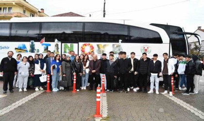 Altınovalı liselilerin tarih gezisi sürüyor