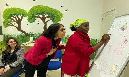 Anadolu Üniversitesi Sosyal Hizmet Bölümünden kadın mültecilere destek