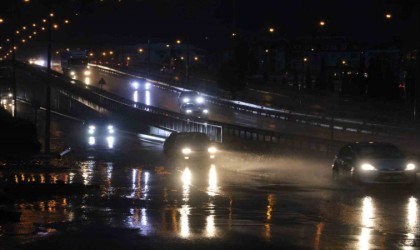 Antakyada yağışlı hava etkisini sürdürüyor