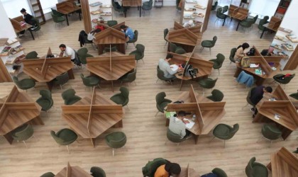 Ara tatilde kütüphanelere yoğun ilgi