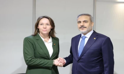 Bakan Fidan, Hollandalı mevkidaşı Slot ile bir araya geldi