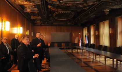 Başkan Böcek: “Nürnbergde Noel pazarında Antalya stant açarak yer alacak”