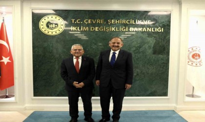 Başkan Büyükkılıçtan Bakan Özhasekiye ziyaret
