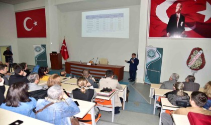 BAÜNde Tarih Söyleşileri etkinliği