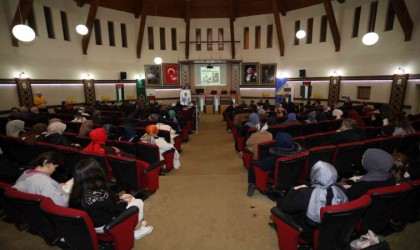 “Bosnadan Filistine, insanlık yeni bir dönüşümün şafağında” söyleşisi İnegölde yapıldı