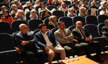Bursa Büyükşehirden ailelere ‘iletişim semineri