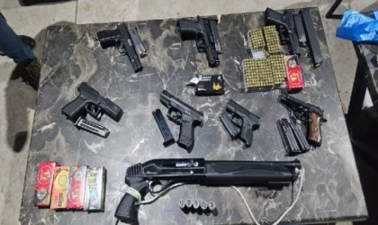 Cinayet sonrası husumetli tarafların evlerine operasyon: 6 tutuklama