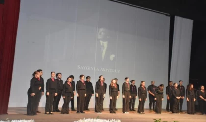 Cumhuriyet’in kurucusu Atatürk, İzmir’de törenle anıldı (2)