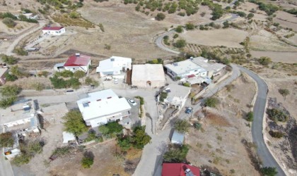 Diyarbakırda 700 yıldır ayakta kalan han turizme kazandırılmayı bekliyor