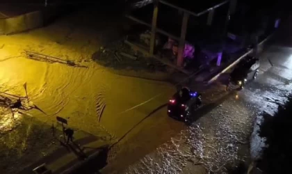 Diyarbakır’da fırtına ve sağanak; 1 ölü (4)