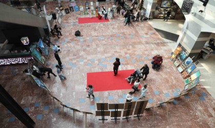 Diyarbakırda kursiyerlerin resim ve takıları sergilendi