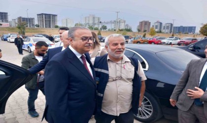 Diyarbakırlı hayvansever, sokak hayvanlarına yem temini için harekete geçti