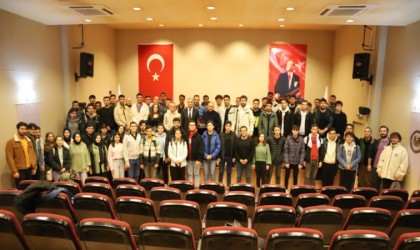 DPÜde “Söz mezunlarımızda” isimli söyleşi