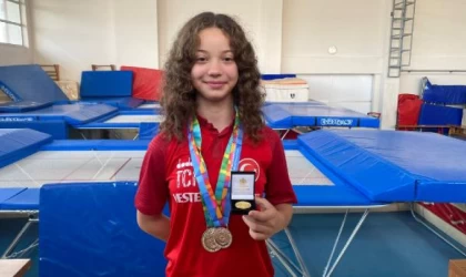 Dünya ikincisi cimnastikçi Bade: Ay-Yıldızlı formayı giymek gurur verici