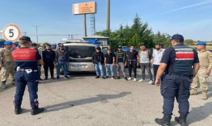 Edirne’de 481 kaçak göçmen yakalandı, 11 organizatör gözaltına alındı
