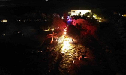 Edirnede depoda çıkan yangın söndürüldü