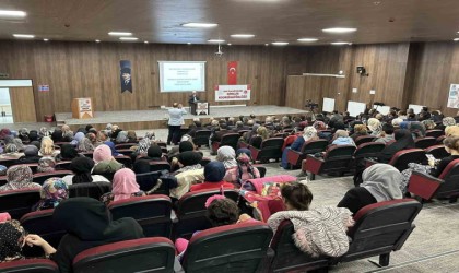 Emette “Haklı Davamız Kudüs” konulu konferans